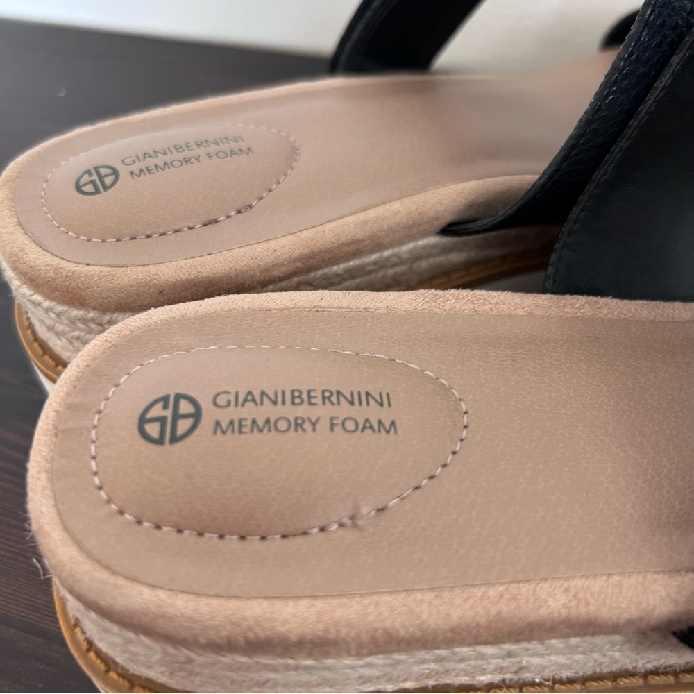 Giani Bernini Women's Bryerr Memory Foam Double Band Wedge Sandals size 11 Black - Picture 6 of 8